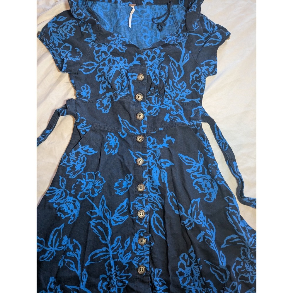 Free People "A Thing Called Love" Floral Blue Dress Button Front Size 0